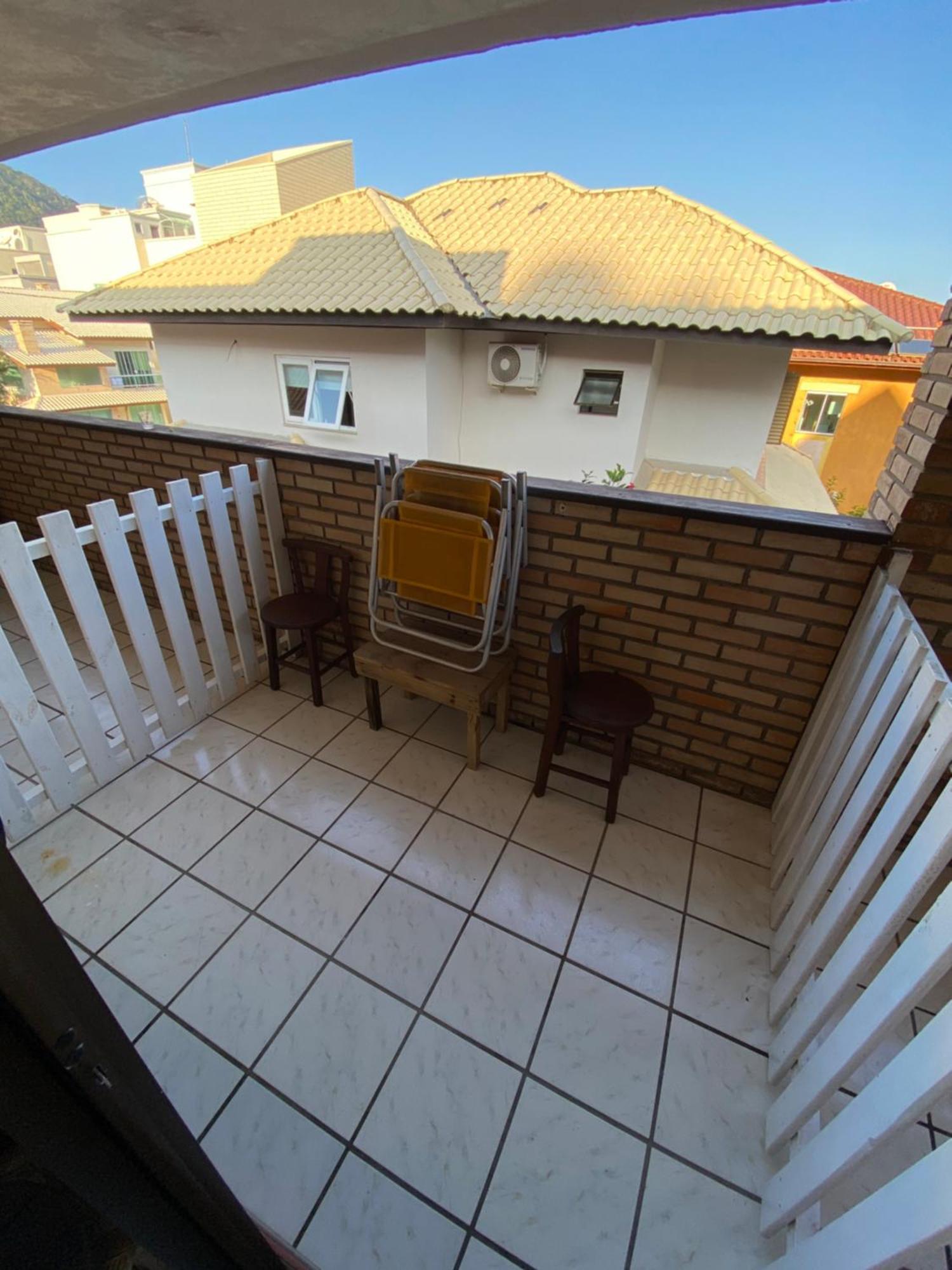 Quatro Ilhas Beach Hostel Bombinhas Exterior photo