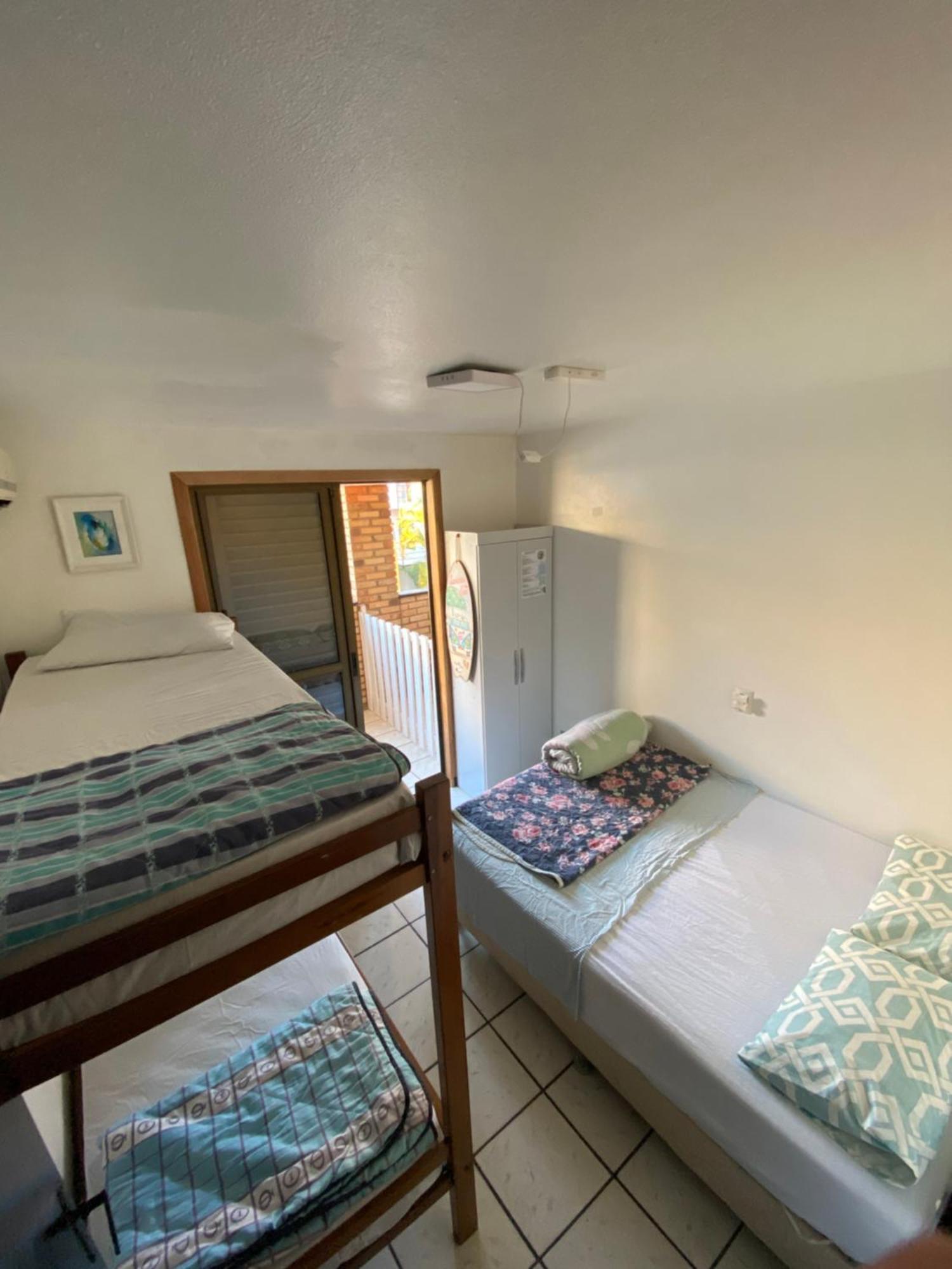 Quatro Ilhas Beach Hostel Bombinhas Exterior photo